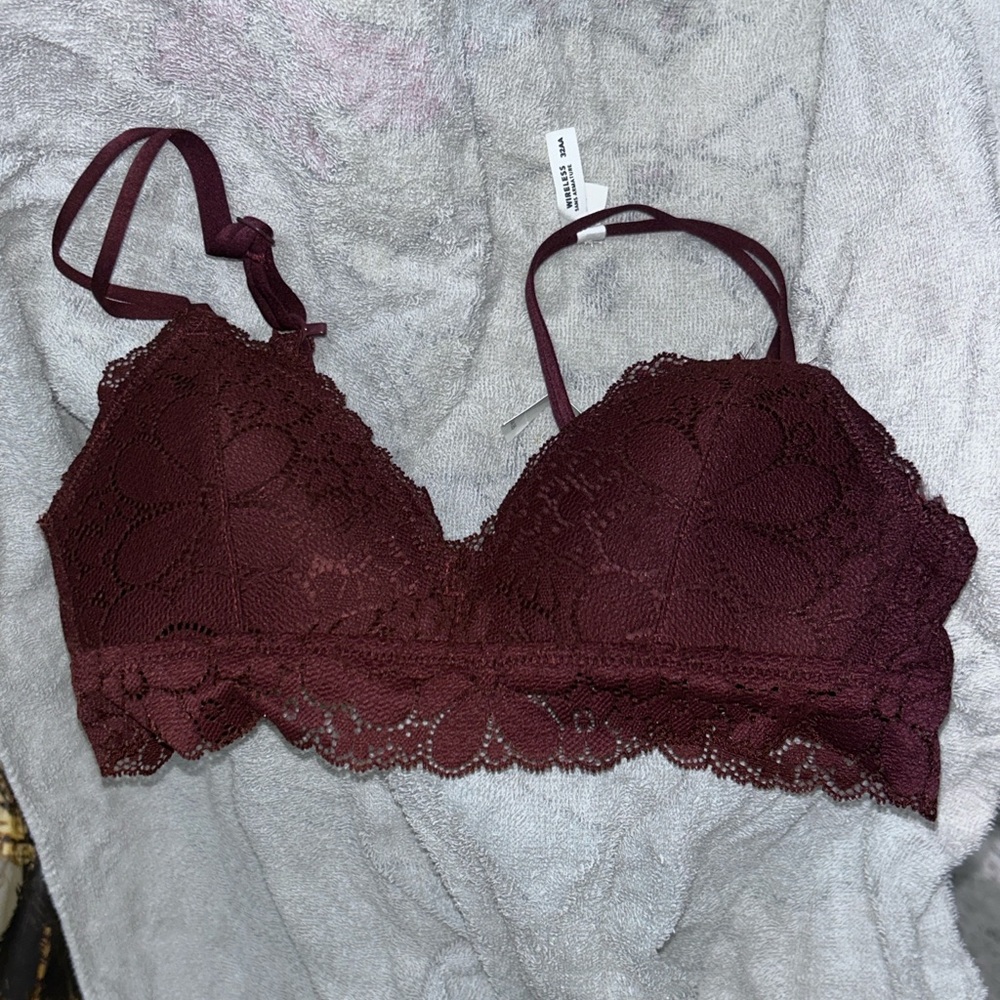 Elegant Lace Bralette in Burgundy